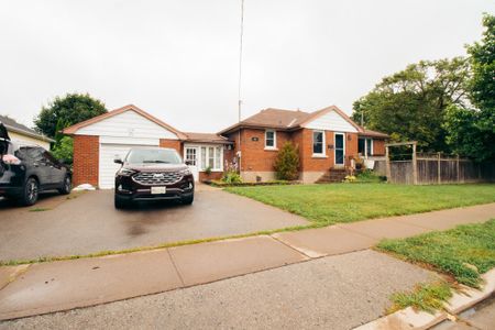 All Inclusive 2 Bedroom Unit in St. Catharines!! - Photo 3