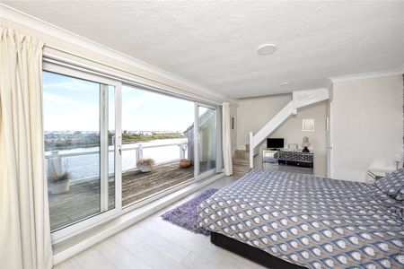 4 bedroom detached house to rent - Photo 3