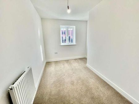 Ellis Close, Bury St Edmunds - Photo 5