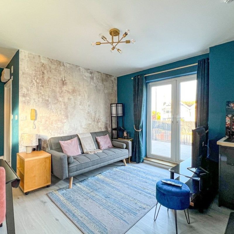 Alexandra Road - Photo 1