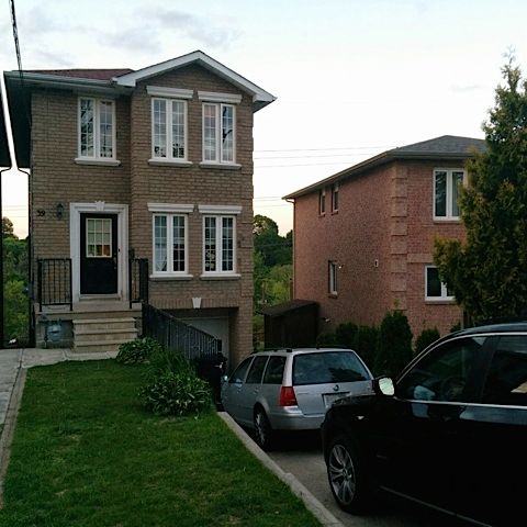 39 Westlake Cres - Photo 2