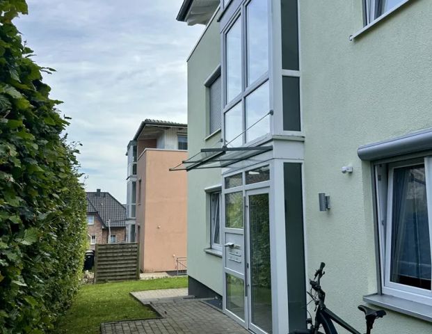 Wohnung zur Miete in Rheine Helle 2-Zimmer-Wohnung mit Balkon in ruhigem Haus - Photo 1