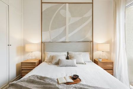 Gran Via de les Corts Catalanes, Barcelona, Catalonia 08015 - Photo 3