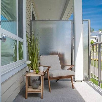 2/BD 2/BA, Luxury Vinyl Plank Flooring, In Nanaimo - Photo 3