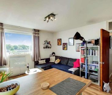 Porchester Mead, Beckenham, BR3 - Photo 1