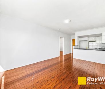 Charming 2 Bedroom Unit! - Photo 5