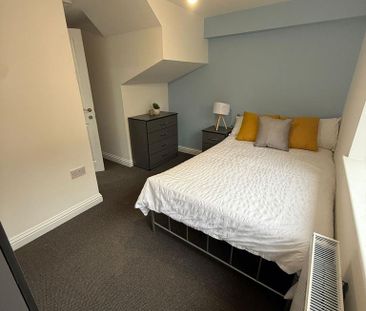 1 bedroom in a house share to rent - Photo 5