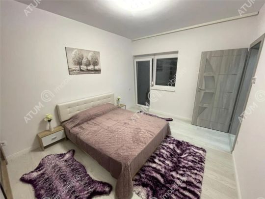 De inchiriat apartament modern cu 2 camere decomandate si balcon in zona Deventer din Sibiu - Fotografie 1