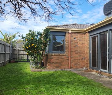 2/29 Mawarra Crescent, Chadstone VIC 3148 - Apartment For Rent | Do... - Photo 2