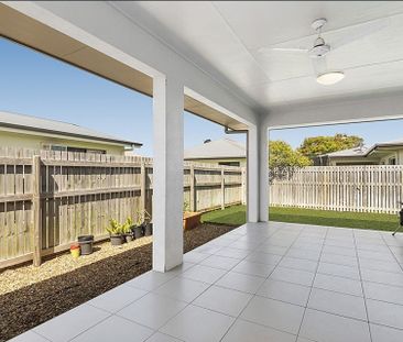 4-Bedroom Home with Double Garage in Prime Burdell Location - Photo 6