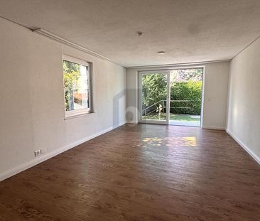 WOHNEN MIT GARTEN, GEPFLEGT UND GEMÜTLICH - Photo 1