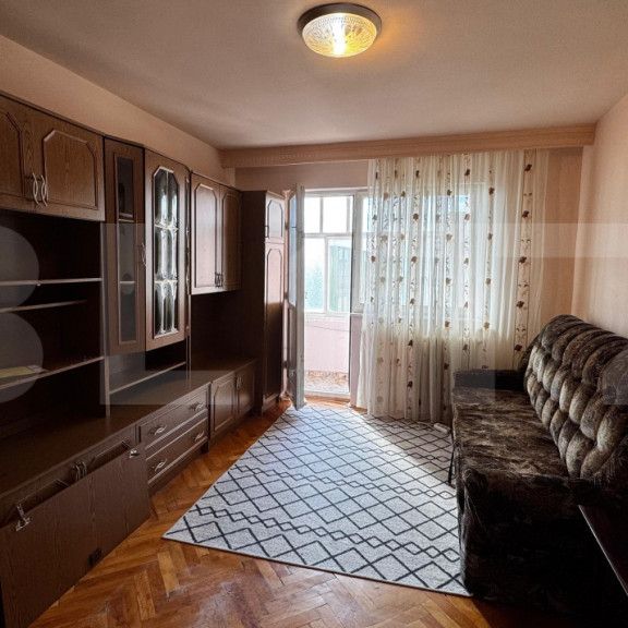 Apartament 2 camere, 50 mp, zona Cetate - Fotografie 1