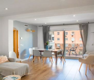 4-bedroom apartment for rent in Adelfas, pets allowed. - Foto 2