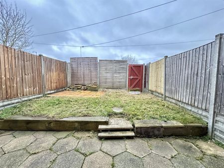 3 Bedroom House To Let - Photo 3