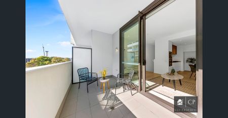 Luxurious Three Bedroom Apartment For Rent - Photo 3