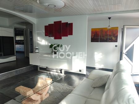 Villa meublée F4/F5 avec studio indépendant au 17 ème dans en secteur calme, - Photo 4