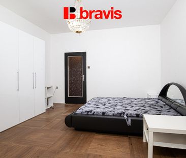 Pronájem bytu 1+1 53 m² - Fotografie 1