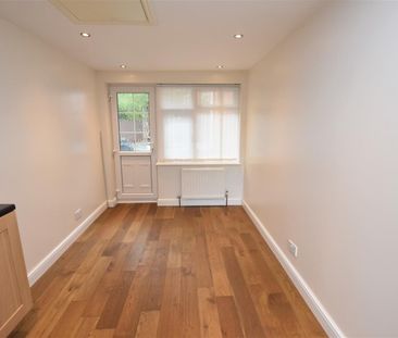 Pirie Avenue, Worcester - Photo 3