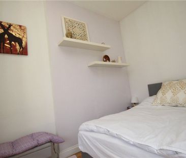 Hammersmith Grove, London, W6 0NJ - Photo 5