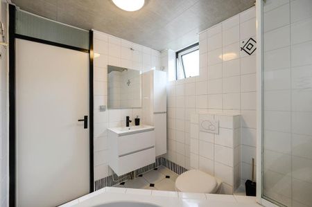 Veendamstraat 26, Stedenwijk Noord, 1324AW, Almere - Photo 5