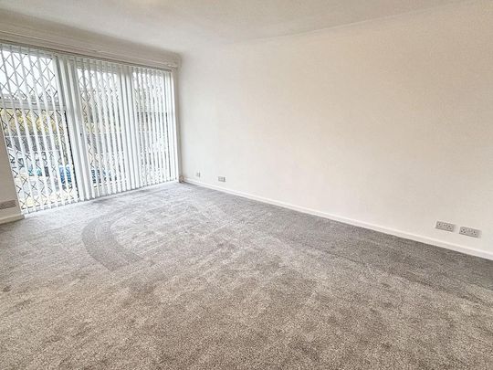 3 bedroom end of terrace house to rent - Photo 1