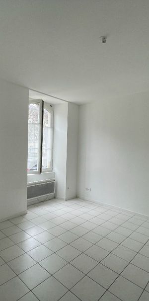 Location Appartement 1 pièce 24m² - Photo 1