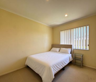 Flat Bush, Killeen Place - Photo 2