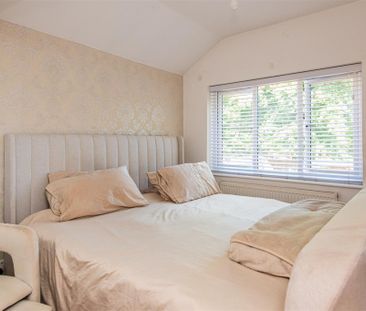 3 bed House - Semi-Detached To Let - Photo 4