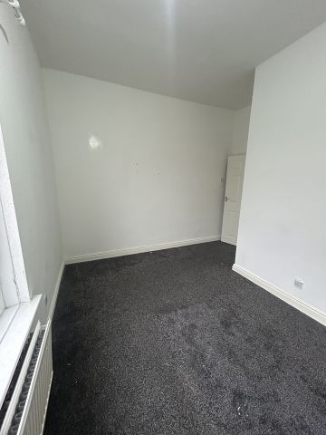 2 Bed Terraced House, Joan Street, M40 - Photo 5