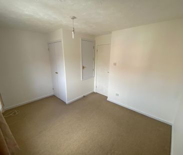 Fen Avenue Fareham Unfurnished - Photo 6