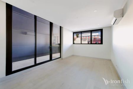 1 Bed, 1 Bath - Photo 2