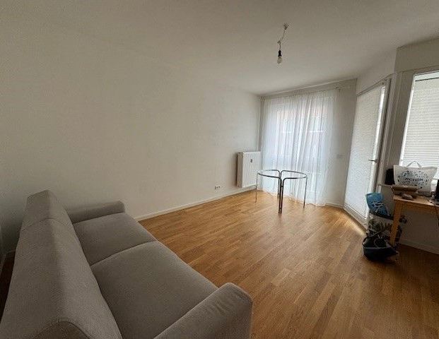 Zentrale 1-Zimmerwohnung mit Einbauküche - Photo 1