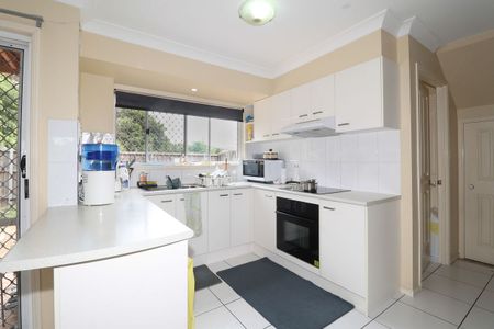 9/9 Premworth, Runcorn, QLD 4113 - Photo 3