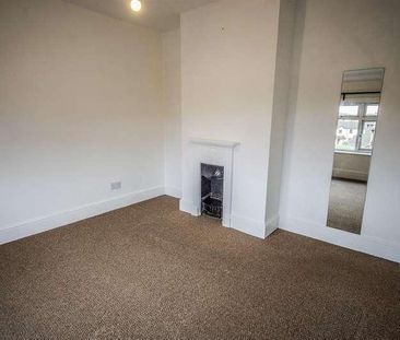 Lower Poole Road, Dursley, GL11 - Photo 2