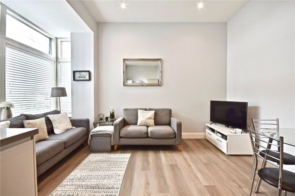 Challenge Court, Leatherhead, Surrey, KT22 7GS - Photo 1