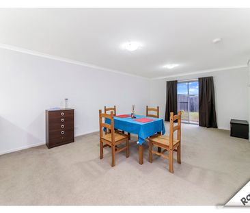 22 Audrey Cahn Street, Macgregor ACT 2615 - House For Rent | Domain - Photo 2