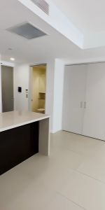 6 STUDIO DRIVE, Sydney - Photo 4