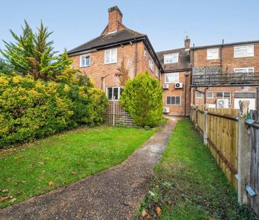 4 bedroom maisonette to rent - Photo 2