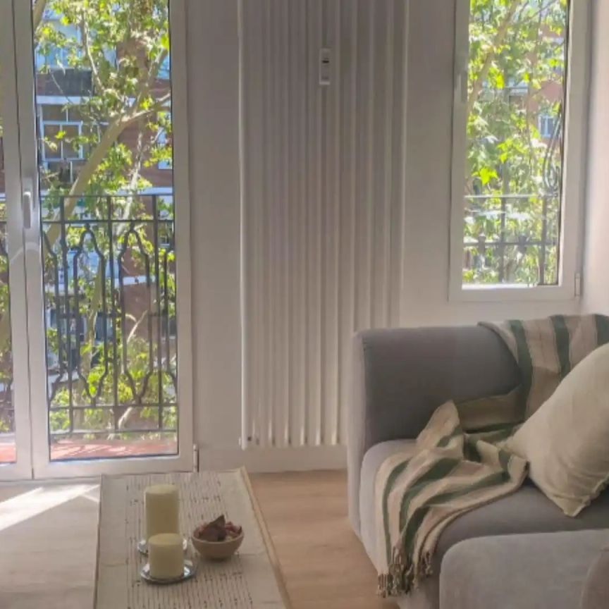 Piso de alquiler en Paseo de Santa María de la Cabeza, 30, Palos de Moguer - Photo 1