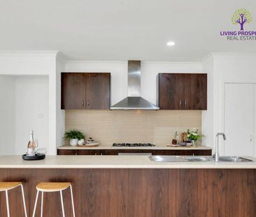 16 Dunlin Crescent, Williams Landing, Vic 3027 - Photo 3