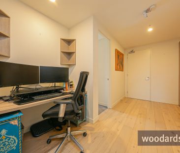 Sophisticated Urban Living in the Heart of Malvern East - Photo 2