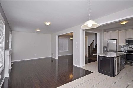 For Lease - 424 Zuest Crescent, Milton, Ontario - Photo 3