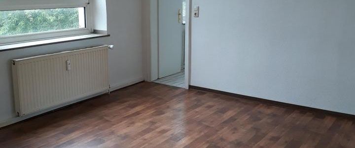 °°° Kleine renovierte 3-Zimmer-Wohnung in Meiderich°°° - Photo 1