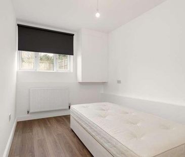 Amy Road, Oxted, RH8 - Photo 3