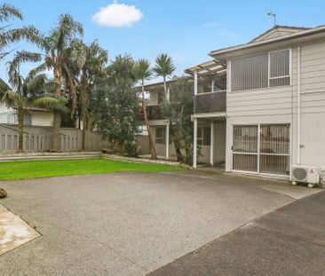 5 bedroom home! - Photo 4