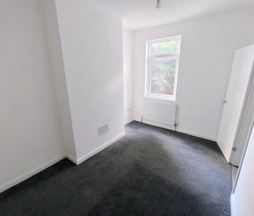 Elm Farm Road, Blakenhall, Wolverhampton - Photo 1