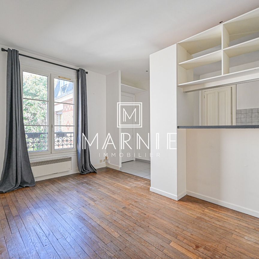 16ème - Etage élevé - Photo 1