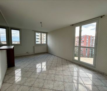 Location Appartement 3 pièces 84m² CHALON SUR SAONE 71100 - Photo 1