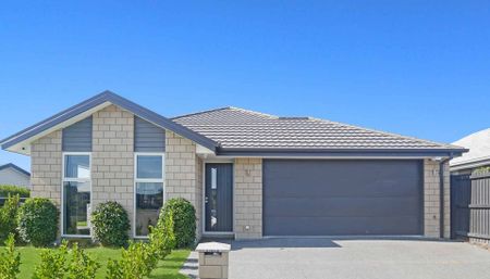 WIGRAM - 3 BEDROOMS, 2 BATHROOMS, HEATPUMP, DOUBLE INTERNAL ACCESS GARAGE - Photo 2