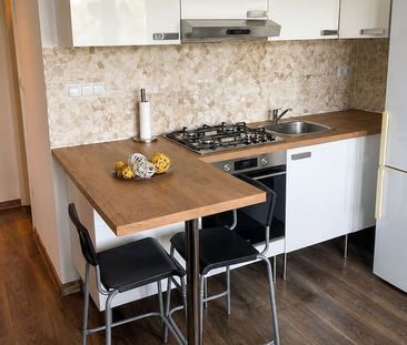 1,5-IZBOVÝ BYT | 40 M² | BALKÓN | THK - FONČORDA - Fotografia 5